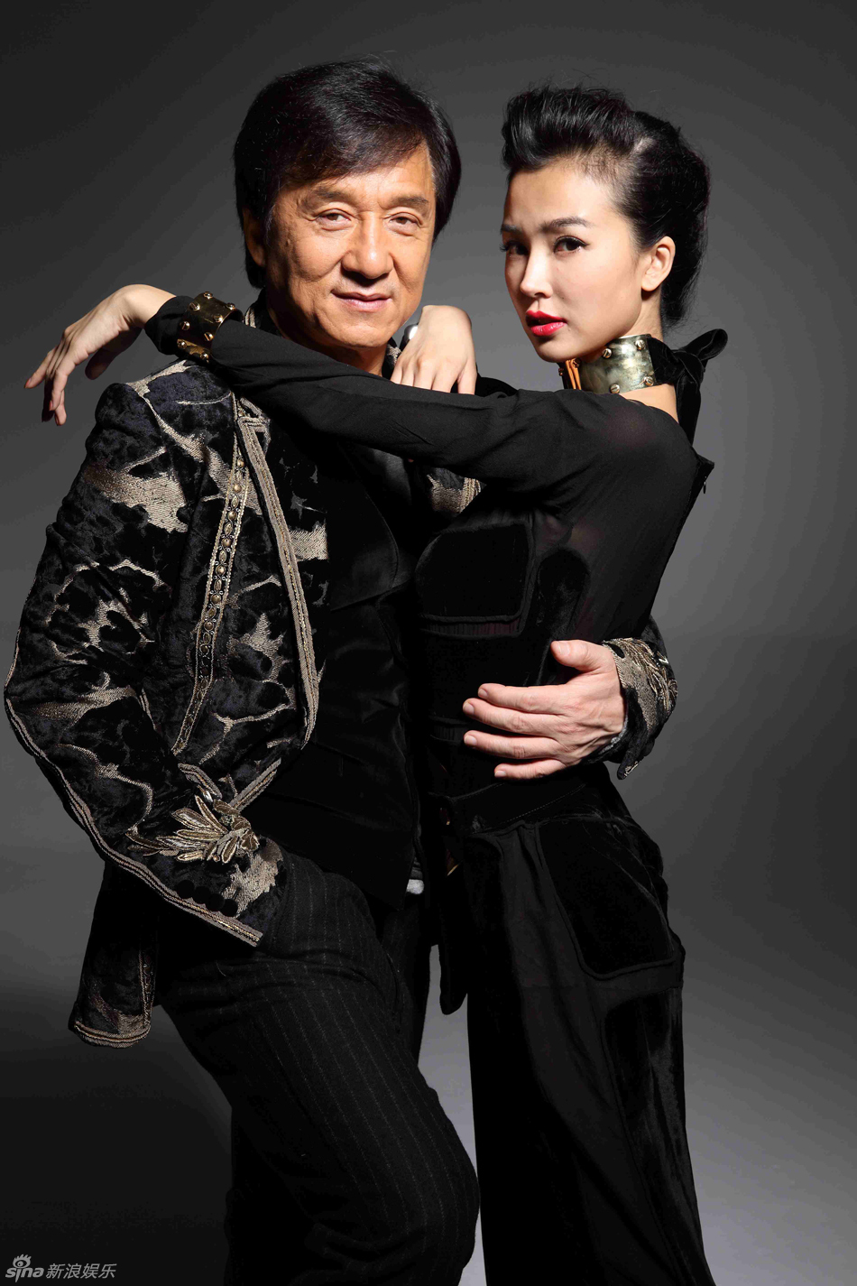 成龍姚星彤賀歲大片摩登時(shí)尚 成龍姚星彤賀歲大片摩登時(shí)尚