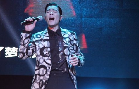 蕭敬騰被網(wǎng)友奉為“雨神”。