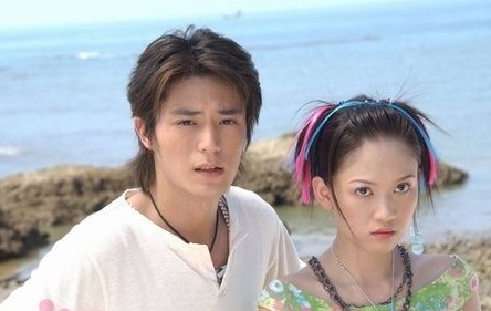 曝陳喬恩在霍建華林心如婚禮當(dāng)晚喝醉狂哭不止 曝陳喬恩在霍建華林心如婚禮當(dāng)晚喝醉狂哭不止