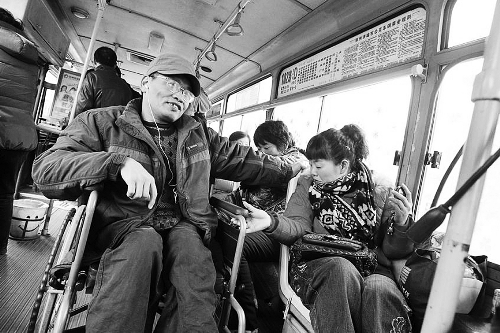 點亮燭光溫暖心田 點亮燭光溫暖心田