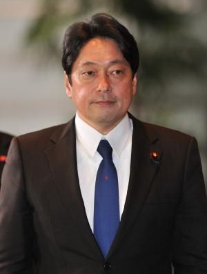 日媒稱日本防衛(wèi)相與中國防長“站著短暫交談” 日媒稱日本防衛(wèi)相與中國防長“站著短暫交談”