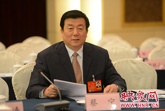 全國(guó)人大代表、河南省人民檢察院檢察長(zhǎng)蔡寧