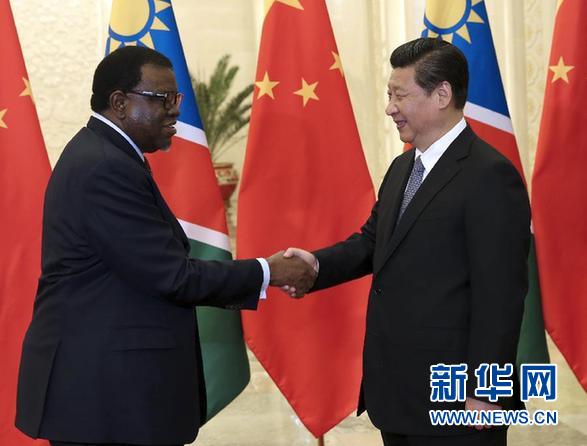 4月8日，國家主席習(xí)近平在北京人民大會(huì)堂會(huì)見納米比亞總理根哥布。新華社記者 龐興雷 攝