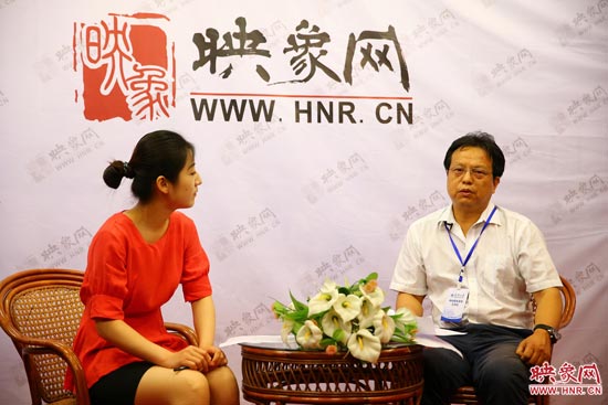 天津大學(xué)河南招生組組長(zhǎng)倪雁冰做客映象網(wǎng)2014高考“名校面對(duì)面”系列視頻訪談 天津大學(xué)河南招生組組長(zhǎng)倪雁冰做客映象網(wǎng)2014高考“名校面對(duì)面”系列視頻訪談