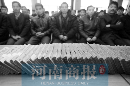 打擊拖欠農(nóng)民工工資，鄭州今年又出狠招（資料圖）河南商報(bào)記者 王春勝/攝