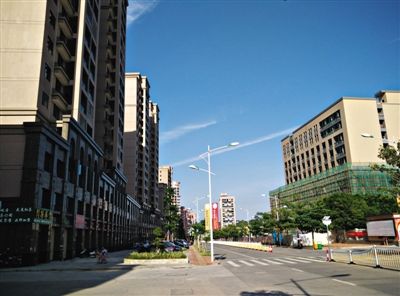 5月12日，泉州洛江區(qū)雙陽。知情人稱，徐鋼任期內，在洛江區(qū)任職的謝清平協(xié)助徐鋼的表親在這里拿地。