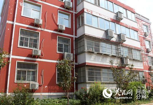 盤金垴村民住上平原新社區(qū) 盤金垴村民住上平原新社區(qū)