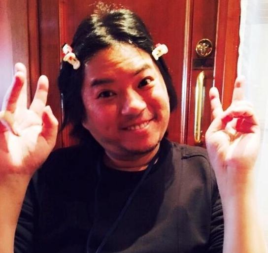 有一種傷害叫高曉松的自拍。