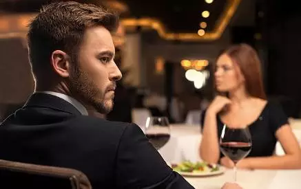 38歲女白領被母親安排相親水泥工 拒絕后被罵不孝