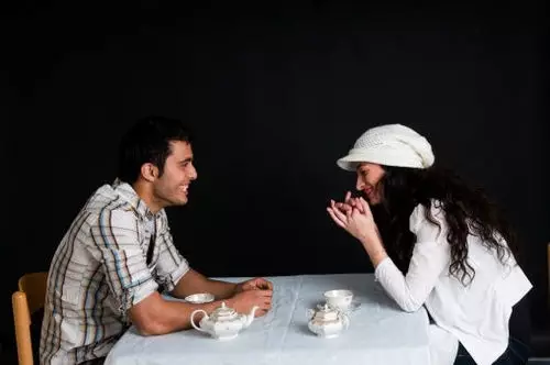 38歲女白領被母親安排相親水泥工 拒絕后被罵不孝