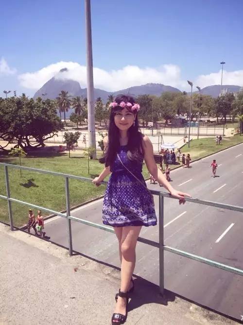 80后女子去迪拜工作 獨(dú)行36國(guó)100多個(gè)城市 80后女子去迪拜工作 獨(dú)行36國(guó)100多個(gè)城市