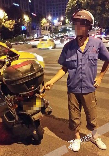 駕駛員主動(dòng)要求進(jìn)行酒精含量測(cè)試。警方供圖