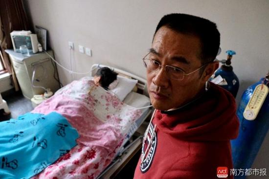 王煥凱說，要通過堅持刑事訴訟，換張津華和社會一個公道。（羅逸爵 攝）