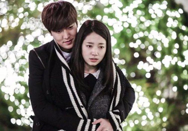 從李敏鎬到李棟旭，再次分手的“男神收割機”裴秀智被嘲太花心？