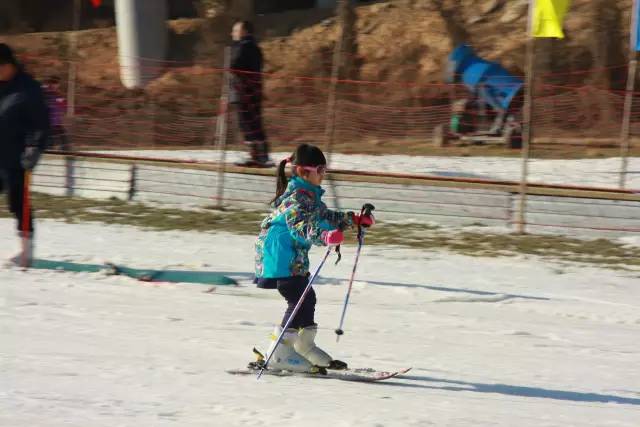 這幾個帥氣的姿勢，真的像專業(yè)級選手了呢