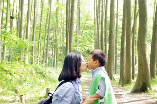 好暖心的畫面！