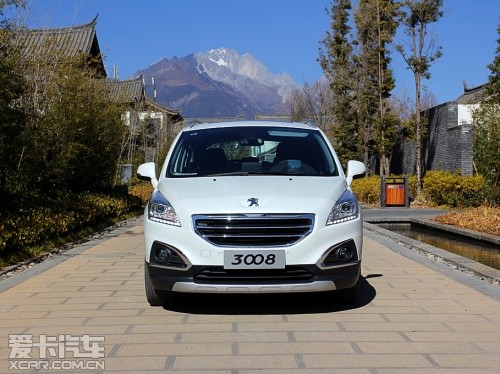 東風(fēng)標(biāo)致3008 東風(fēng)標(biāo)致3008