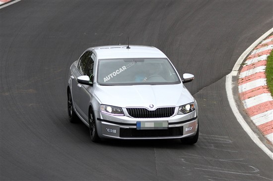 新斯柯達(dá)明銳RS諜照曝光 新斯柯達(dá)明銳RS諜照曝光