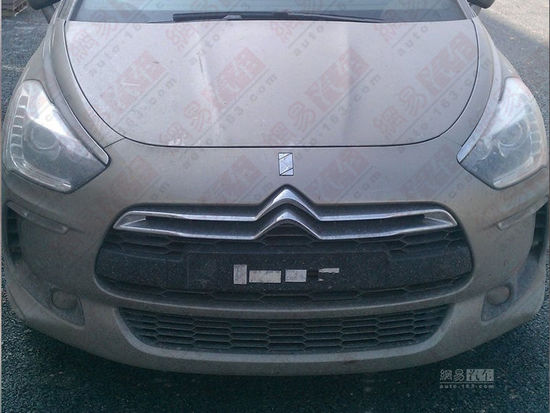 預(yù)計(jì)售25-30萬元 國(guó)產(chǎn)版DS5無偽諜照曝光