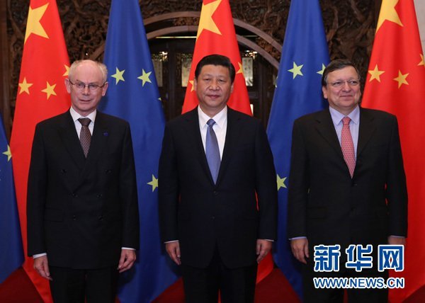 習(xí)近平會見歐洲理事會主席范龍佩和歐盟委員會主席巴羅佐。新華社記者 龐興雷 攝