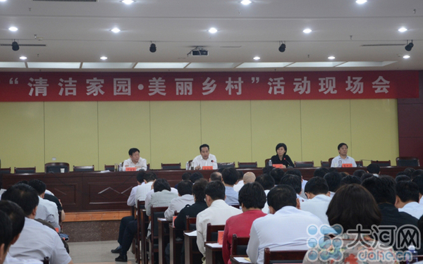 市長吉炳偉調(diào)研通許縣美麗鄉(xiāng)村建設(shè)工作 市長吉炳偉調(diào)研通許縣美麗鄉(xiāng)村建設(shè)工作