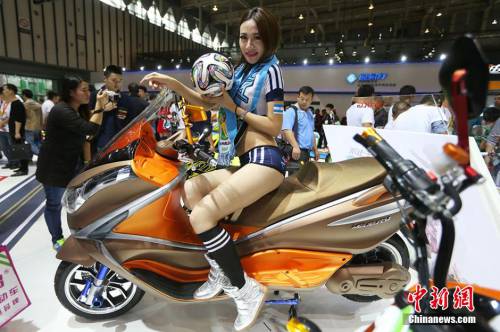 模特?fù)屟劢K國(guó)際自行車電動(dòng)車交易會(huì) 模特?fù)屟劢K國(guó)際自行車電動(dòng)車交易會(huì)