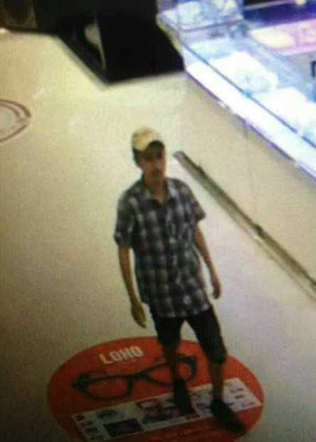 廣東:女店員舉報小偷慘遭割喉現(xiàn)場 廣東:女店員舉報小偷慘遭割喉現(xiàn)場