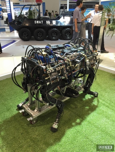 國(guó)產(chǎn)“大狗”機(jī)器人真身曝光 國(guó)產(chǎn)“大狗”機(jī)器人真身曝光