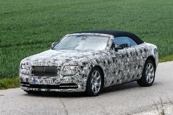 勞斯萊斯曜影 勞斯萊斯曜影