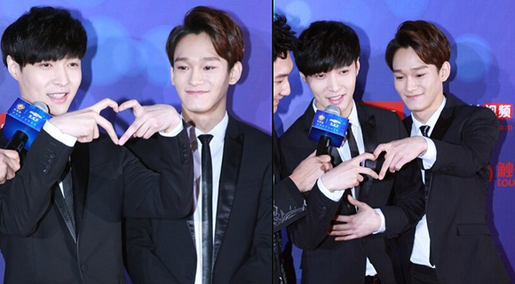 EXO成員張藝興和金鐘大作為代表上臺領獎，最受歡迎組合獎也是實至名歸。