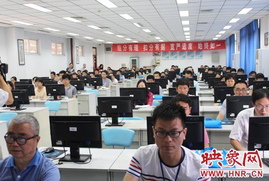 與書面評(píng)卷相比,網(wǎng)上評(píng)卷由系統(tǒng)自動(dòng)進(jìn)行分發(fā),減少了試卷過程的周轉(zhuǎn),提高了評(píng)卷的工作效率。