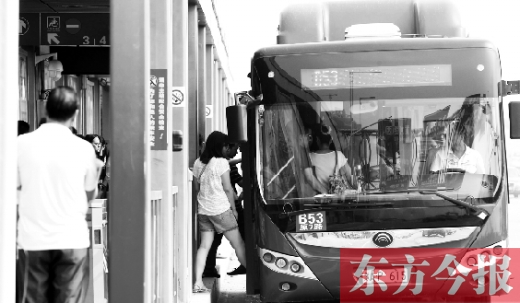 鄭州B3首日試運(yùn)營(yíng) 鄭州B3首日試運(yùn)營(yíng)