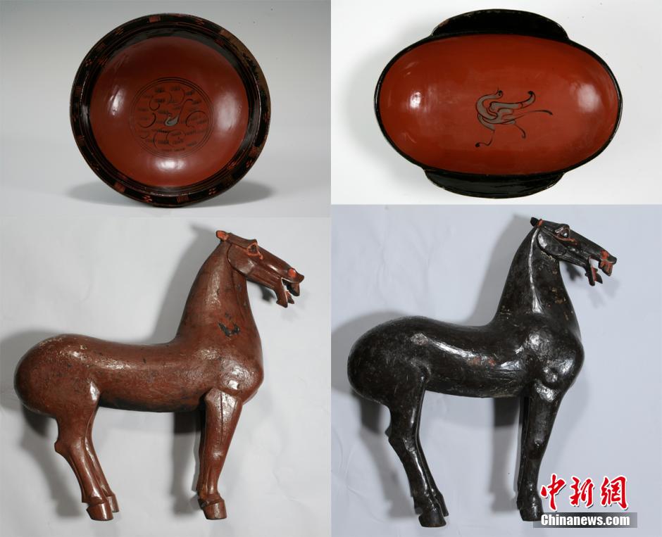 圖為出土漆器240余件，器形有耳杯、奩、幾、盤、盒、俑、馬等。