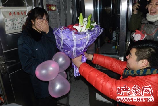 “嫁給我吧，我要愛你一生！”