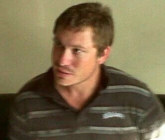 這是4月25日在印度尼西亞巴厘島拍攝的企圖硬闖客機(jī)駕駛艙的醉酒乘客馬特·克里斯托弗。