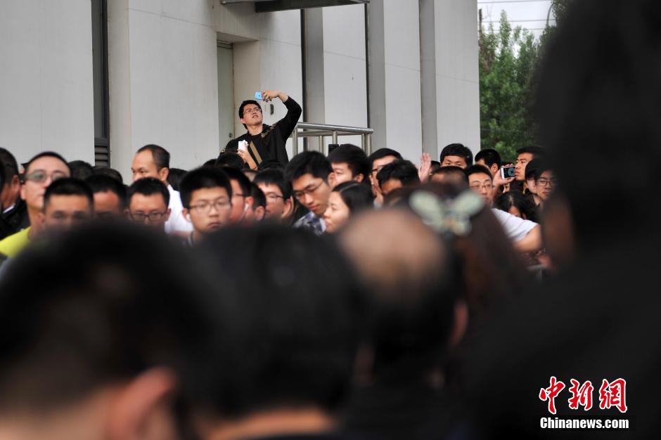 北京車(chē)展公眾日首個(gè)周末 地鐵國(guó)展站客流破紀(jì)錄 北京車(chē)展公眾日首個(gè)周末 地鐵國(guó)展站客流破紀(jì)錄