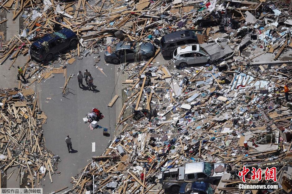 致命龍卷風肆虐美國多州 小鎮(zhèn)街道幾乎毀成渣 致命龍卷風肆虐美國多州 小鎮(zhèn)街道幾乎毀成渣