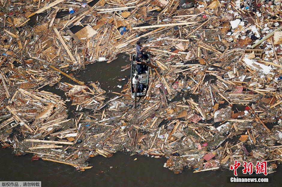 致命龍卷風肆虐美國多州 小鎮(zhèn)街道幾乎毀成渣 致命龍卷風肆虐美國多州 小鎮(zhèn)街道幾乎毀成渣