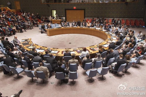 北京時(shí)間22日凌晨,聯(lián)合國安理會(huì)就澳大利亞提交的一份有關(guān)馬航墜機(jī)事件的決議草案進(jìn)行表決。