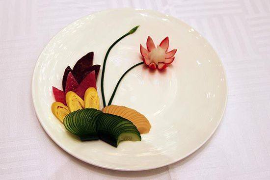 迎賓冷盤“洋花蘿卜”。 花惠生 供圖