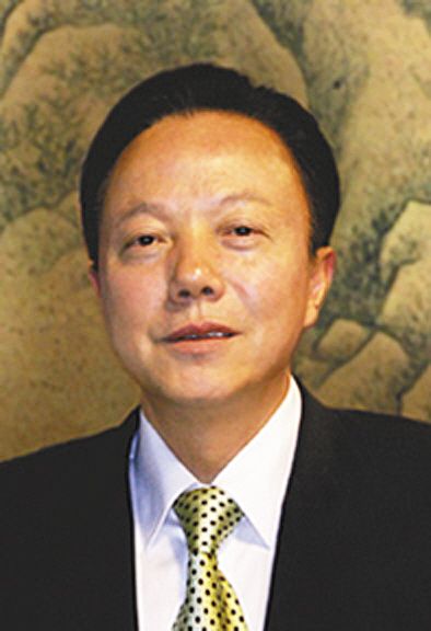 趙德勝 四川川投集團(tuán)原副董事長(zhǎng) 趙德勝 四川川投集團(tuán)原副董事長(zhǎng)