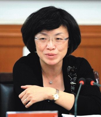 楊曉波 高平市原市長 4月30日涉嫌嚴(yán)重違紀(jì)接受調(diào)查；11月26日被雙開，移送司法機(jī)關(guān)