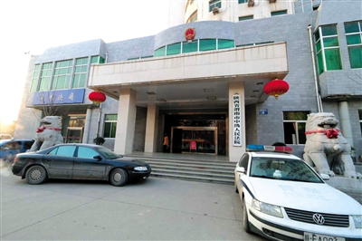 李宏亮在被違規(guī)辦理了監(jiān)外執(zhí)行后，再犯命案。