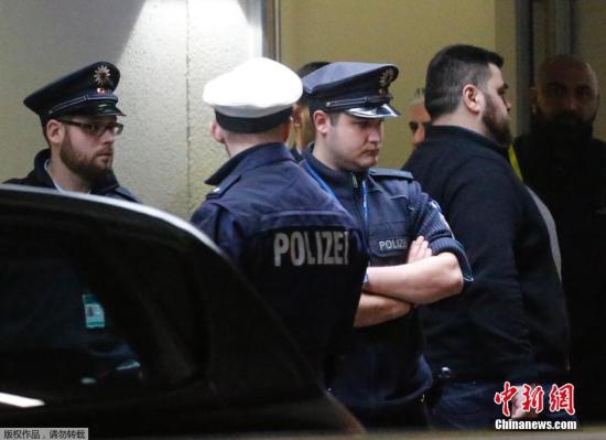 當(dāng)?shù)貢r(shí)間24日，一架空客A320飛機(jī)在法國(guó)南部阿爾卑斯墜機(jī)。