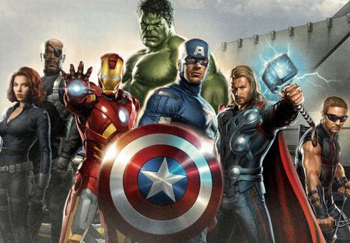 綠巨人黑寡婦“有故事” 綠巨人黑寡婦“有故事”