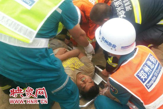 事故現(xiàn)場，一人被救出