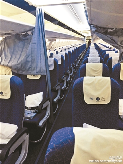 年關(guān)將近，很多人回家的票還沒有著落，而昨日凌晨，一架從武漢飛往廣州的航班上只有一名女乘客，偌大的客機成了一個人的專機。