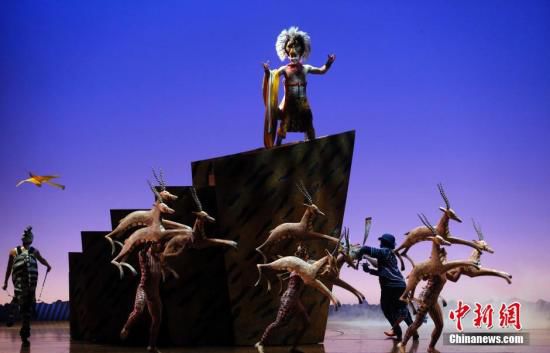 資料圖：6月14日晚，迪士尼經(jīng)典音樂劇《獅子王》中文版在上海舉行全球首演