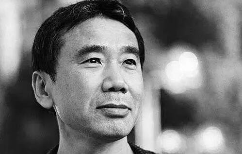 但賠率并非完全靠蒙。比如在2012年，Ladbrokes就成功壓中莫言獲獎(jiǎng)。而去年得主阿列克謝耶維奇，在諾獎(jiǎng)公布前一周反超村上春樹(shù)位列賠率榜首位。