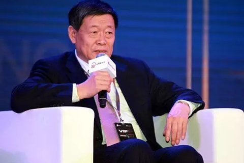 在2015(第八屆)金麒麟論壇上，山東魏橋創(chuàng)業(yè)集團(tuán)董事長(zhǎng)張士平表示，要想企業(yè)搞得好，必須讓員工過(guò)得好，我們企業(yè)負(fù)責(zé)為員工蓋房子，保證每個(gè)員工有一套房子，從90平方到160平方不等，這就解決了把農(nóng)村勞動(dòng)力轉(zhuǎn)移到城市的問(wèn)題，也解決了我們的職工家屬的問(wèn)題，叫職工真正以企業(yè)為家。